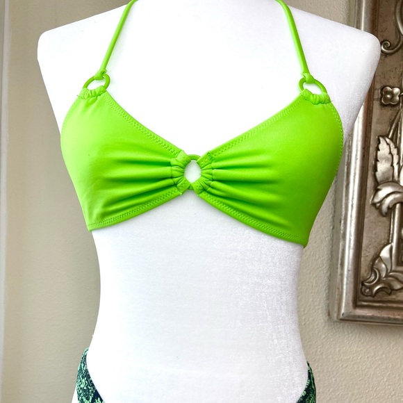 HOT neon green bikini top - Picture 4 of 5